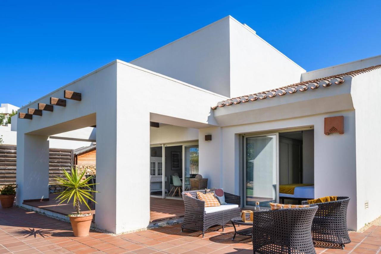 Villa Colinas Golf&country Club Residences *