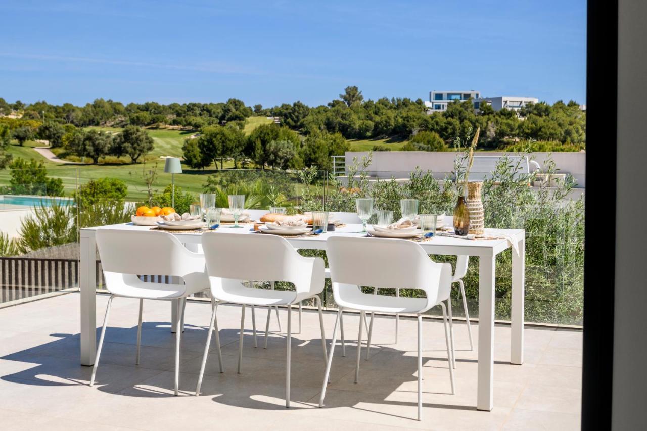 Colinas Golf & Country Club Residences *