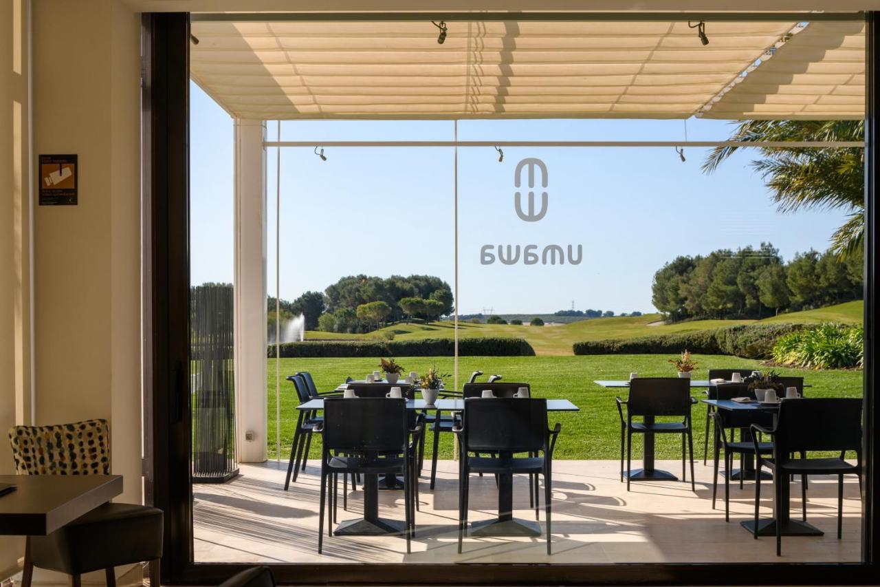 Villa Colinas Golf & Country Club Residences